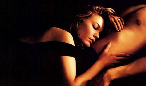 AV      性      色,一场视觉与情感的盛宴