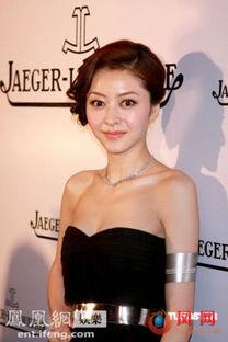 小胸明星有哪些,盘点那些令人惊艳的娇小女神