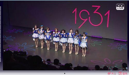 明星合成poweredby,揭秘“Powered by”背后的明星合成魅力